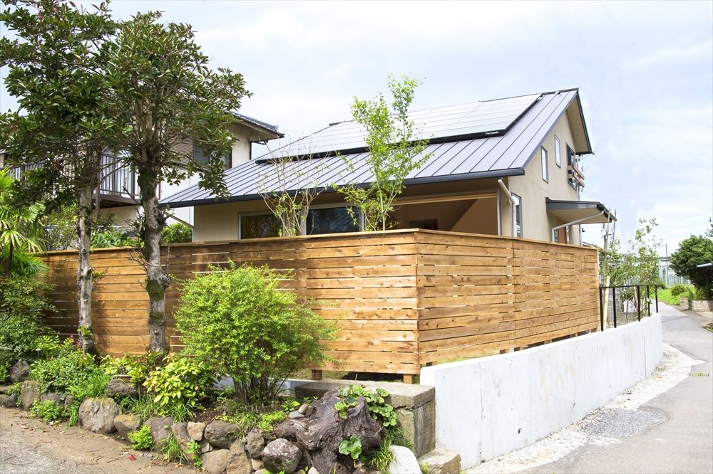 住宅街の一角にくつろぎの空間