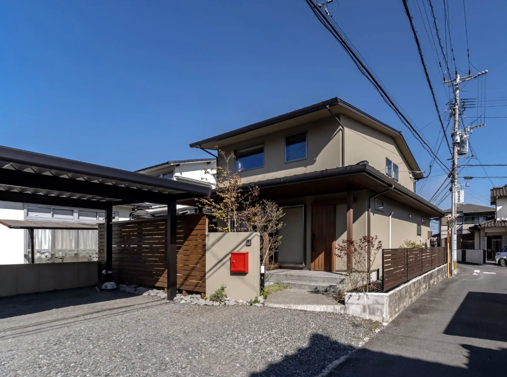 暮らしの見学会｜深軒の住処　〜住宅街でも窓を開け放ち、そよ風感じる暮らし〜